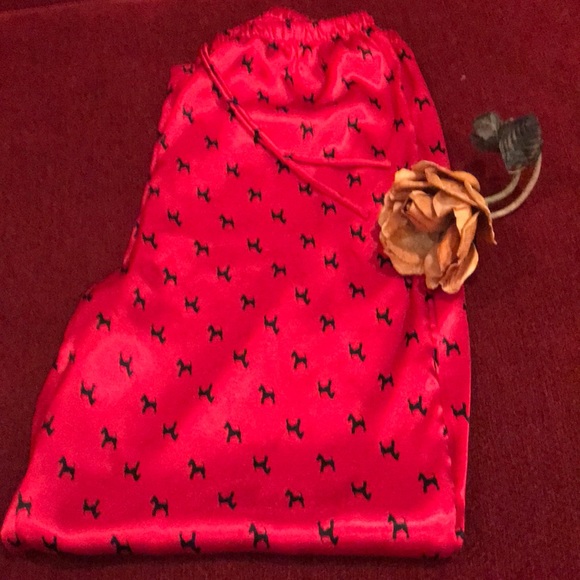 🛍Mix It Pajamas Dog Print Red/Black - Picture 2 of 3